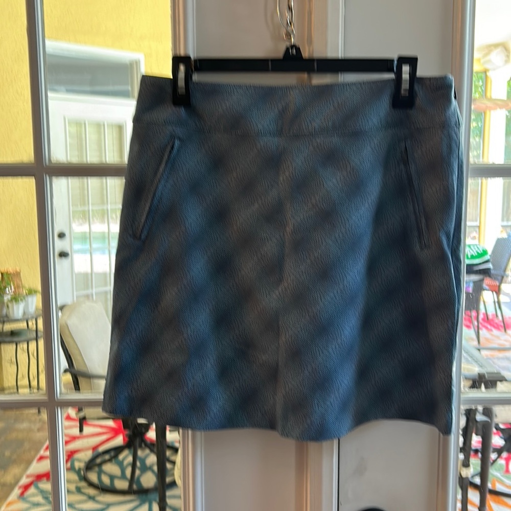 7056 Annika cutter & buck size 8